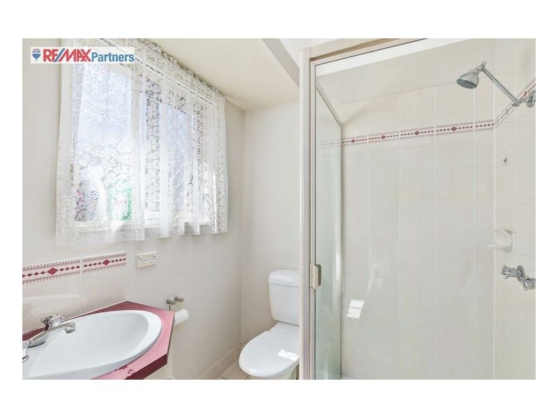 15 Thornbill Drive, Eli Waters QLD 4655