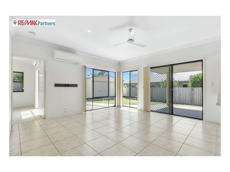 10 Rochester Court, Urraween QLD 4655