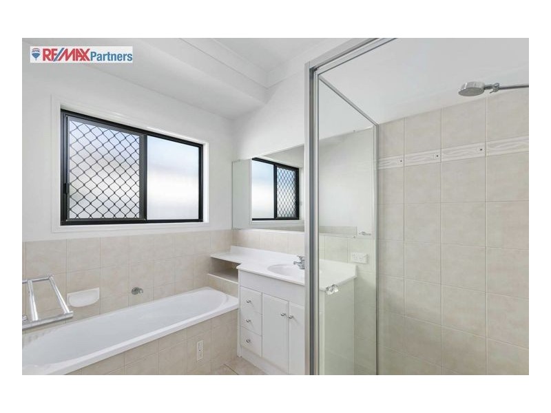 10 Rochester Court, Urraween QLD 4655