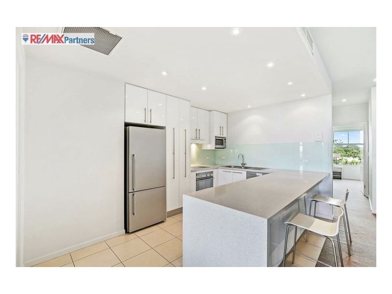 16/625 Esplanade, Urangan QLD 4655