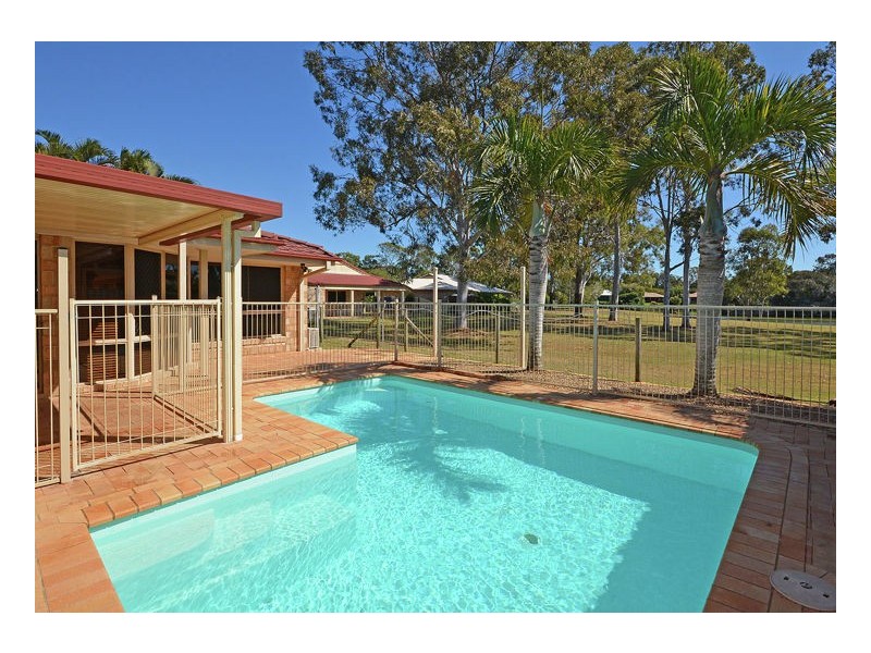 22 Lester Crescent, Torquay QLD 4655