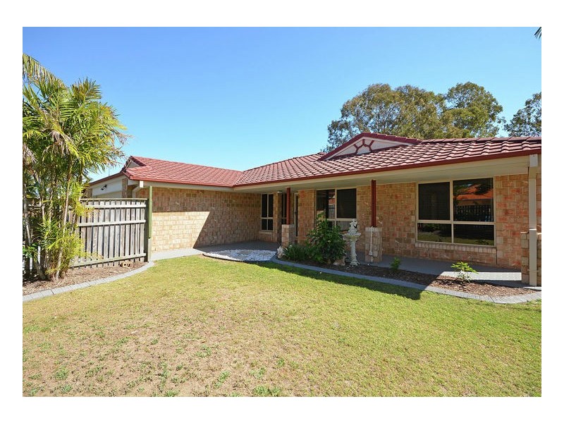 22 Lester Crescent, Torquay QLD 4655