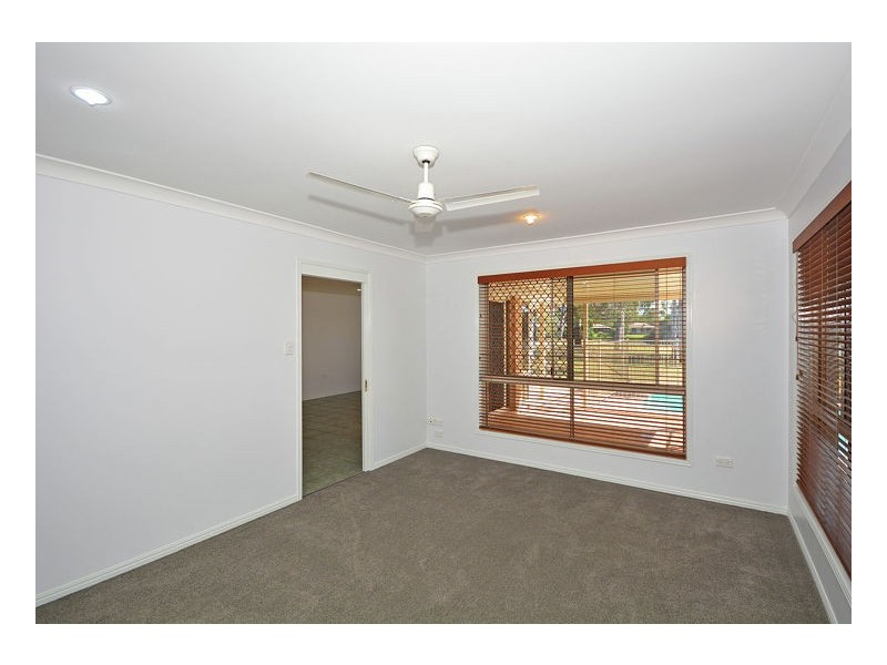 22 Lester Crescent, Torquay QLD 4655
