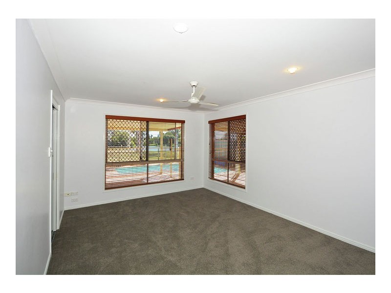 22 Lester Crescent, Torquay QLD 4655