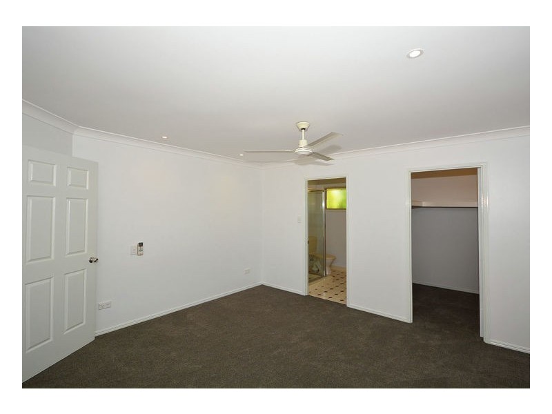 22 Lester Crescent, Torquay QLD 4655