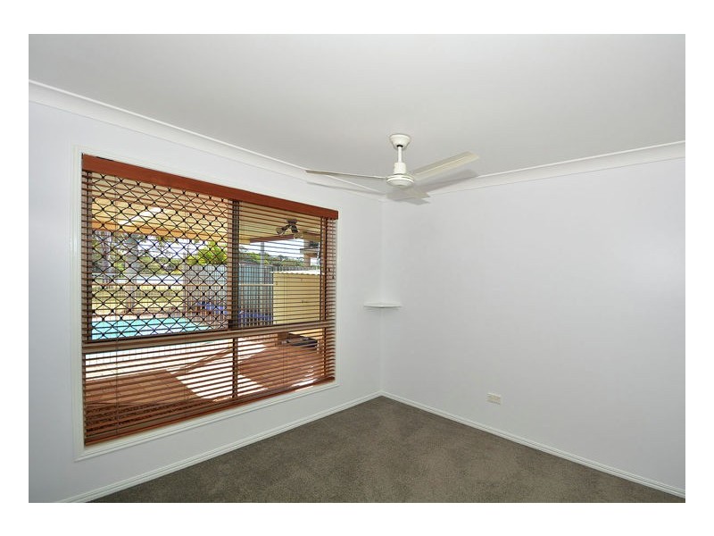 22 Lester Crescent, Torquay QLD 4655