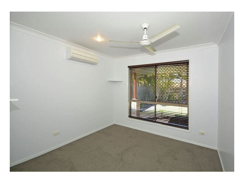 22 Lester Crescent, Torquay QLD 4655