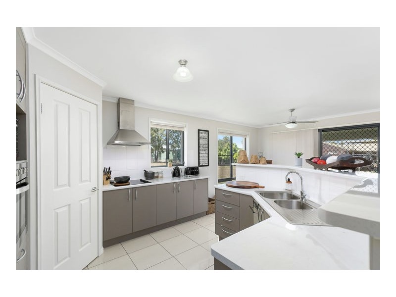 7 Barramundi Drive, Burrum Heads QLD 4659