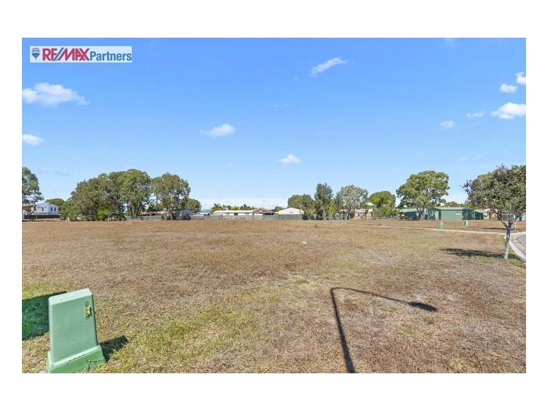 19 Barramundi Drive, Burrum Heads QLD 4659
