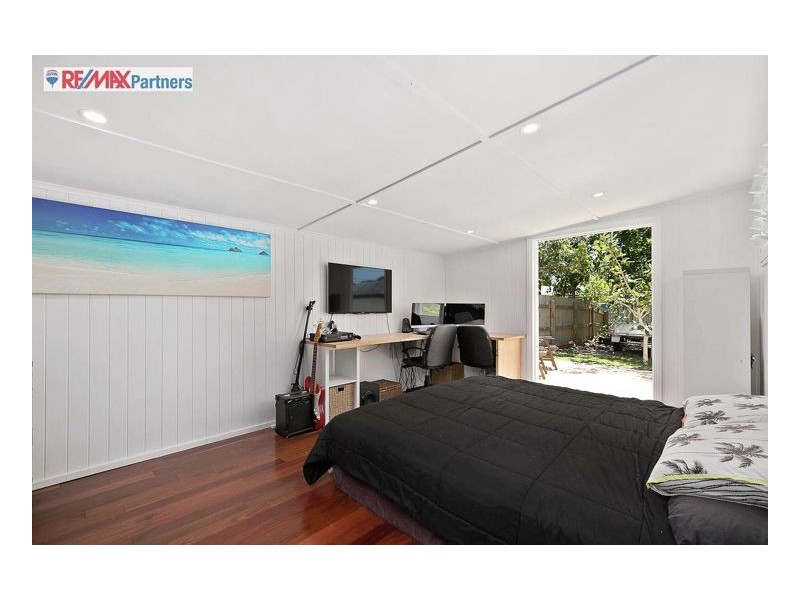 9 Down Street, Scarness QLD 4655