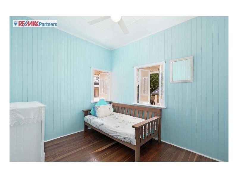 9 Down Street, Scarness QLD 4655