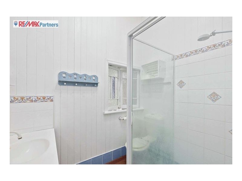 9 Down Street, Scarness QLD 4655