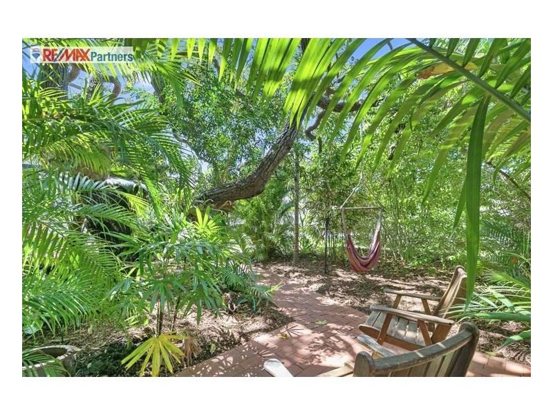 9 Down Street, Scarness QLD 4655