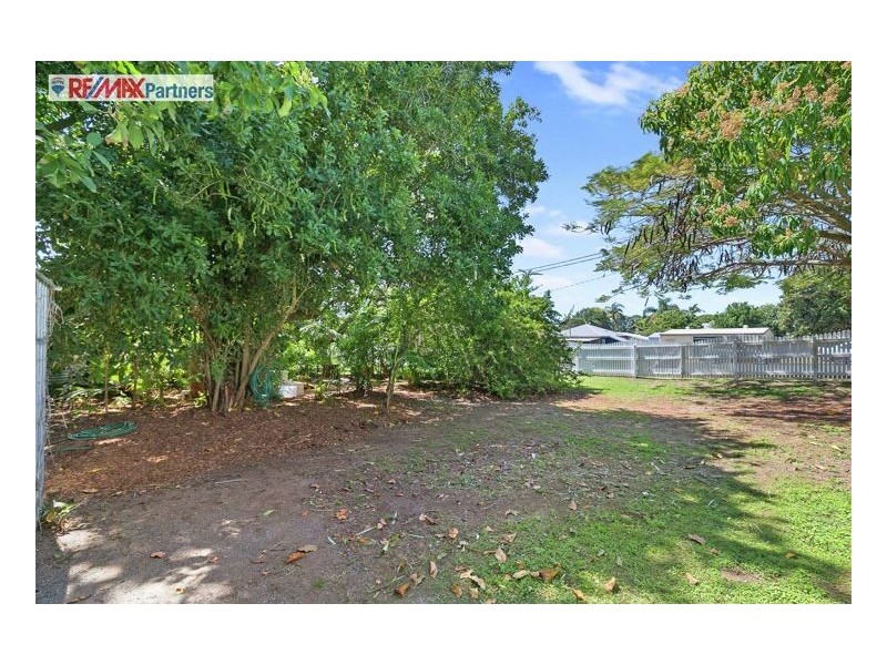 9 Down Street, Scarness QLD 4655