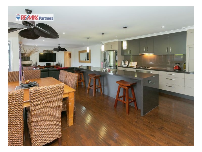 3/34 Hughes Road, Urangan QLD 4655