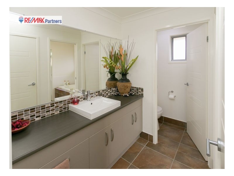 3/34 Hughes Road, Urangan QLD 4655