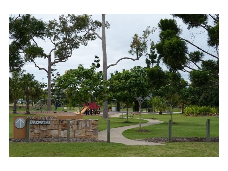 55 Barramundi Drive, Burrum Heads QLD 4659