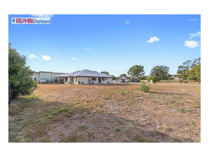 4 Barramundi Drive, Burrum Heads QLD 4659