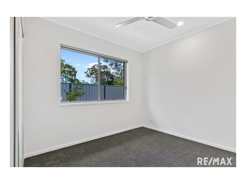 100 Boundary Rd, Urangan QLD 4655