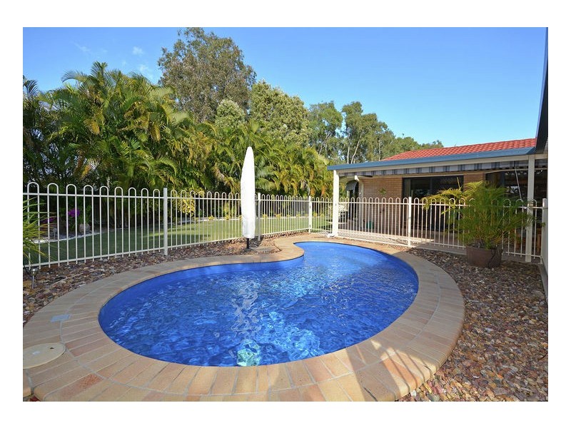 17 Fraser Waters Parade, Toogoom QLD 4655