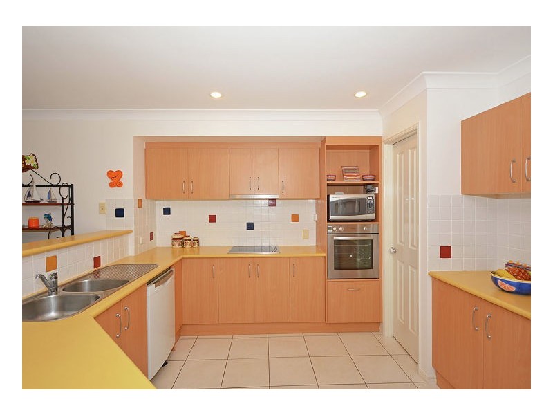 17 Fraser Waters Parade, Toogoom QLD 4655