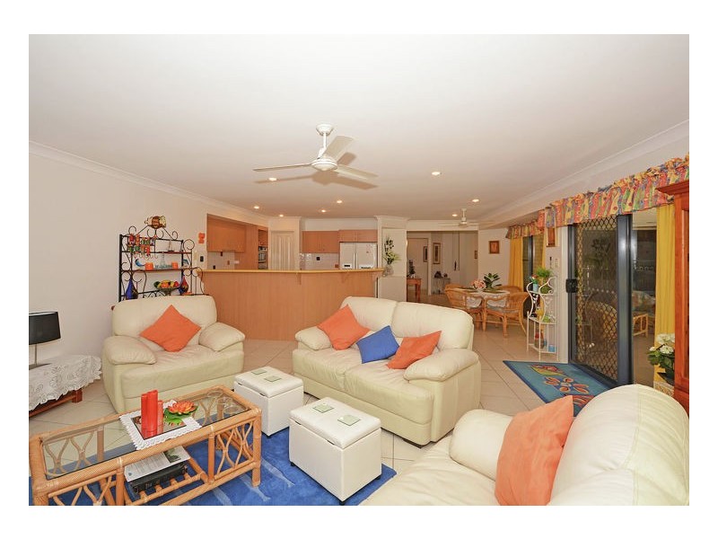 17 Fraser Waters Parade, Toogoom QLD 4655