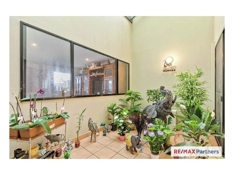 2/1 Ibis Blvd, Eli Waters QLD 4655