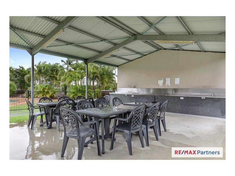 2/1 Ibis Blvd, Eli Waters QLD 4655