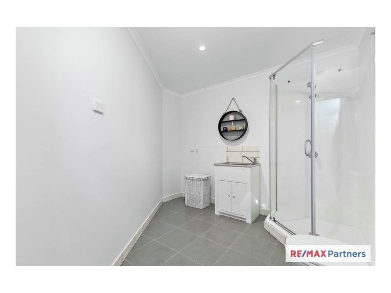 8 Elboz Court, Burrum Heads QLD 4659