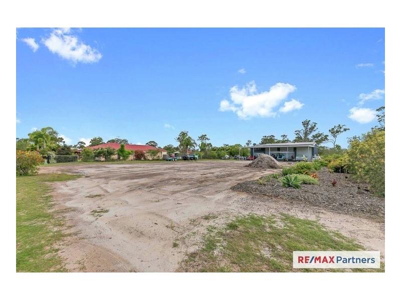 8 Elboz Court, Burrum Heads QLD 4659