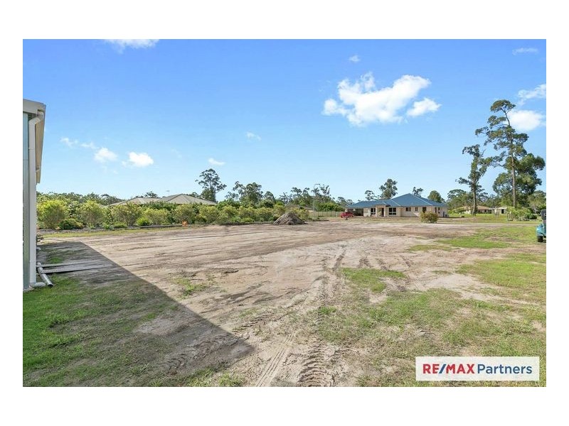 8 Elboz Court, Burrum Heads QLD 4659