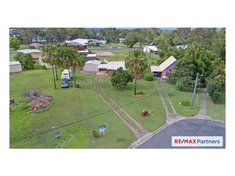 14 Pandanus Place, Poona QLD 4650