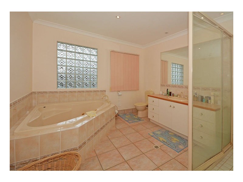 14 Hayman Court, Kawungan QLD 4655