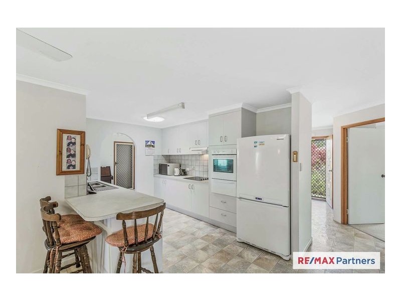 11 Lido Parade, Urangan QLD 4655