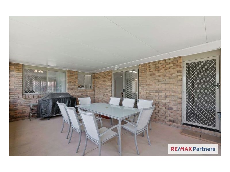 11 Lido Parade, Urangan QLD 4655