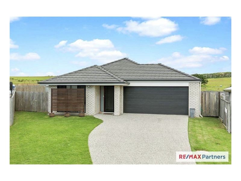 24 Bay Breeze Close, Wondunna QLD 4655