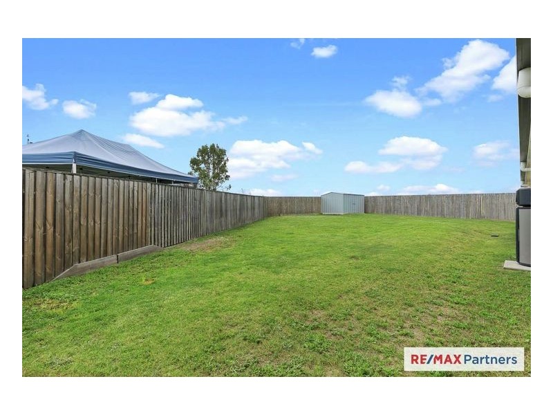 24 Bay Breeze Close, Wondunna QLD 4655