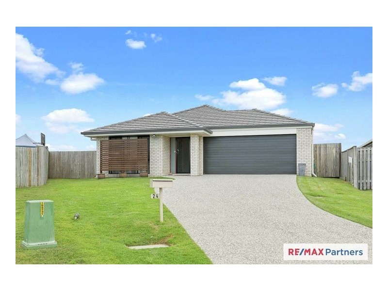 24 Bay Breeze Close, Wondunna QLD 4655