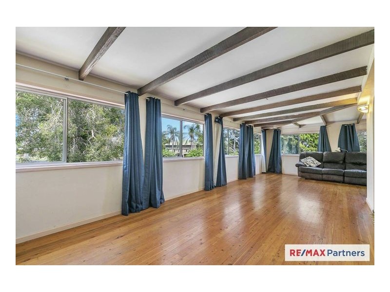 34 Burrum Heads Road, Burrum Heads QLD 4659