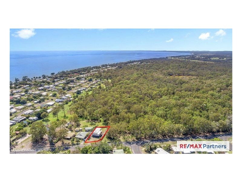 34 Burrum Heads Road, Burrum Heads QLD 4659
