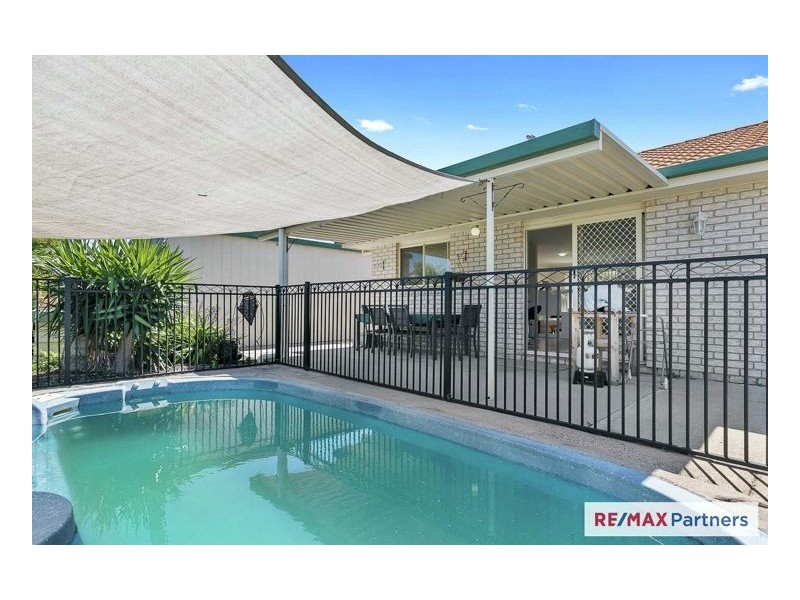 198 Pulgul Street, Urangan QLD 4655