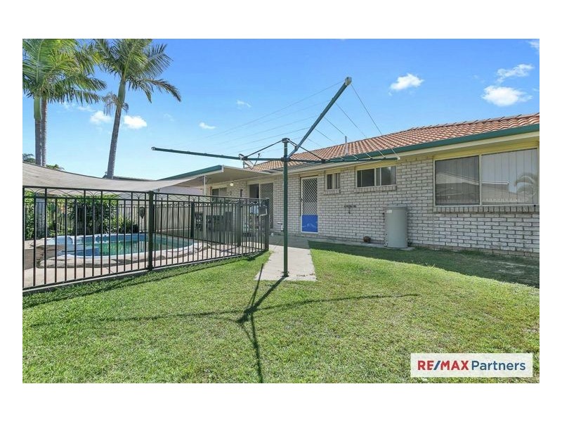 198 Pulgul Street, Urangan QLD 4655