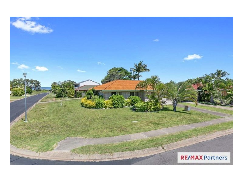 198 Pulgul Street, Urangan QLD 4655