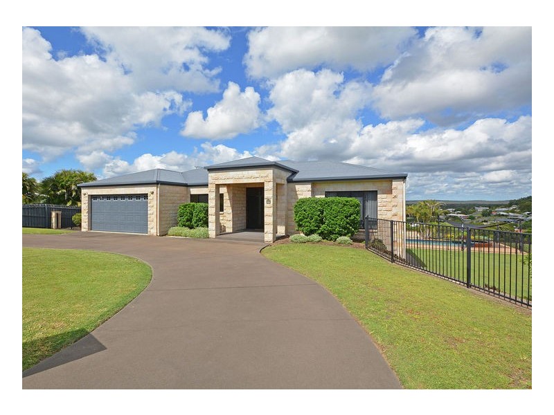 17 Straits Outlook, Craignish QLD 4655