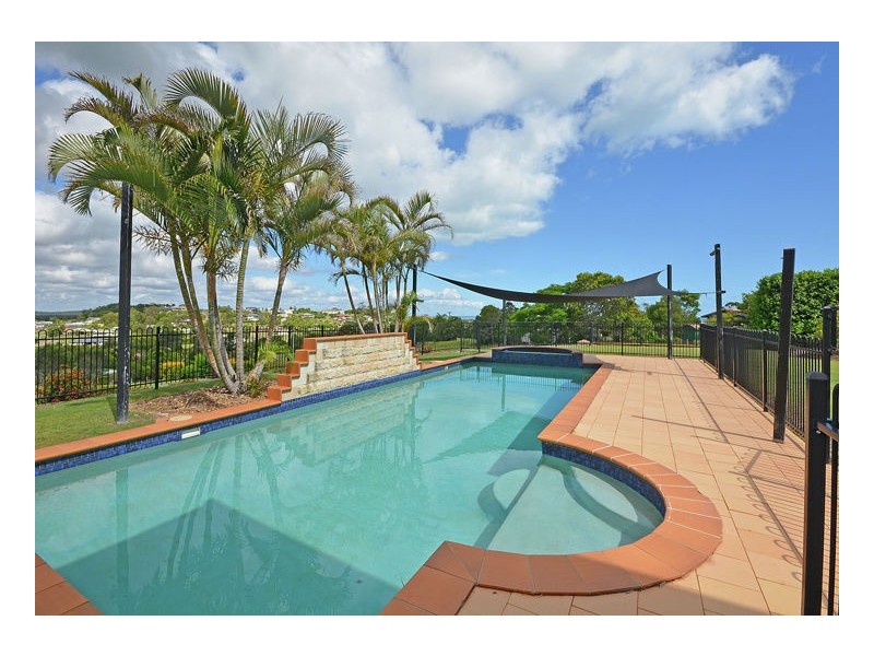 17 Straits Outlook, Craignish QLD 4655