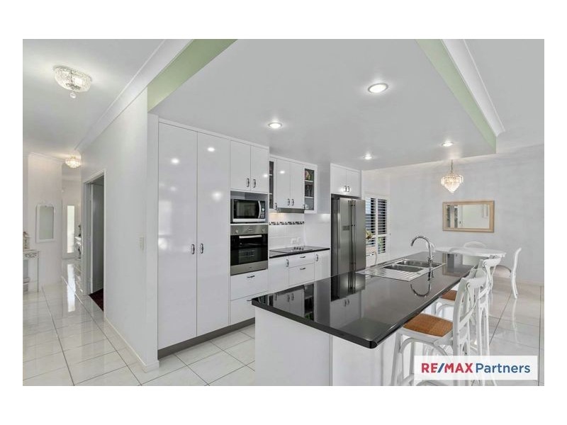 11 Harmony Avenue, Urraween QLD 4655