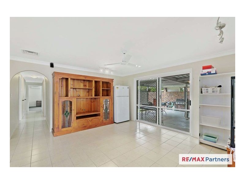 31 Christine Avenue, Torquay QLD 4655