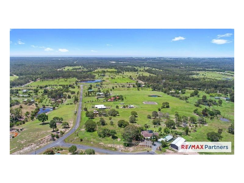 40-52 Sanctuary Hills Road, Takura QLD 4655