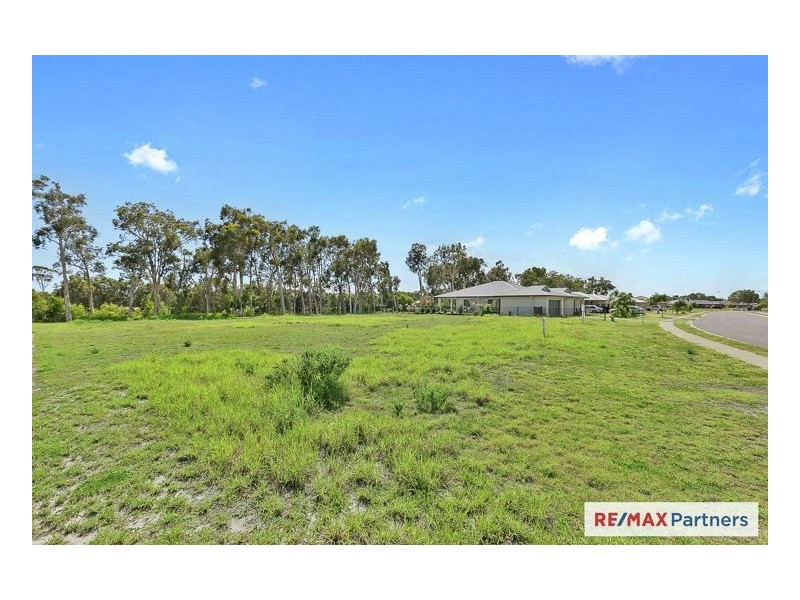 29 Sirenia Drive, Burrum Heads QLD 4659