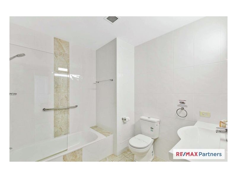 35/397 Esplanade, Torquay QLD 4655